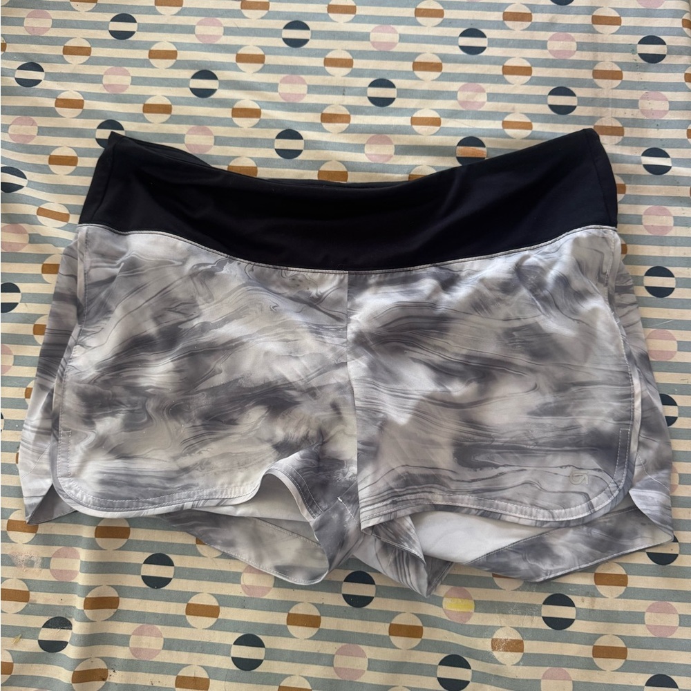 Gap fit maternity shorts